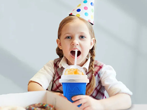 🍧 Quick-Freeze Slushy Maker Cup – 350ml DIY Smoothie & Milkshake Squeeze Cup | BPA-Free Silicone | Fun Summer Gift for Kids & Teens 🇨🇦