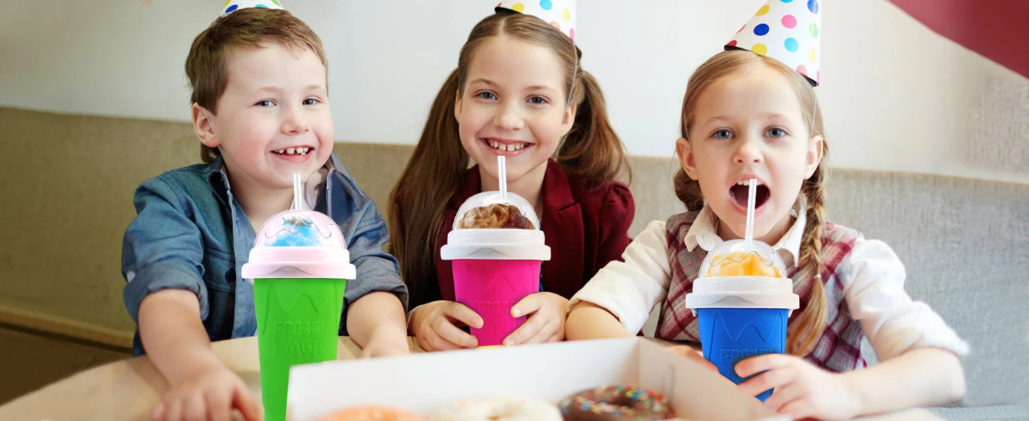 🍧 Quick-Freeze Slushy Maker Cup – 350ml DIY Smoothie & Milkshake Squeeze Cup | BPA-Free Silicone | Fun Summer Gift for Kids & Teens 🇨🇦