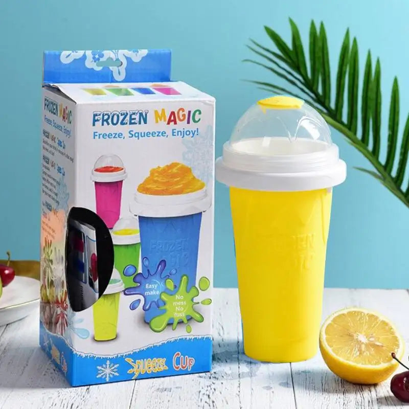 🍧 Quick-Freeze Slushy Maker Cup – 350ml DIY Smoothie & Milkshake Squeeze Cup | BPA-Free Silicone | Fun Summer Gift for Kids & Teens 🇨🇦